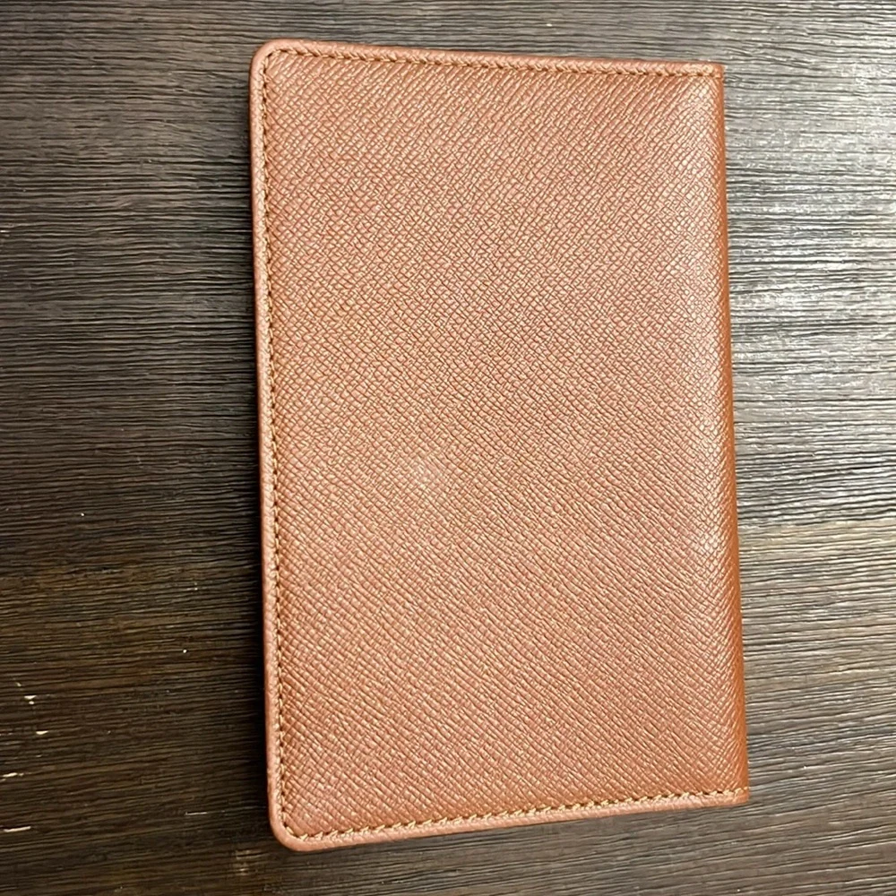 Authentic Louis Vuitton brown taiga leather bifold card I.D. Holder